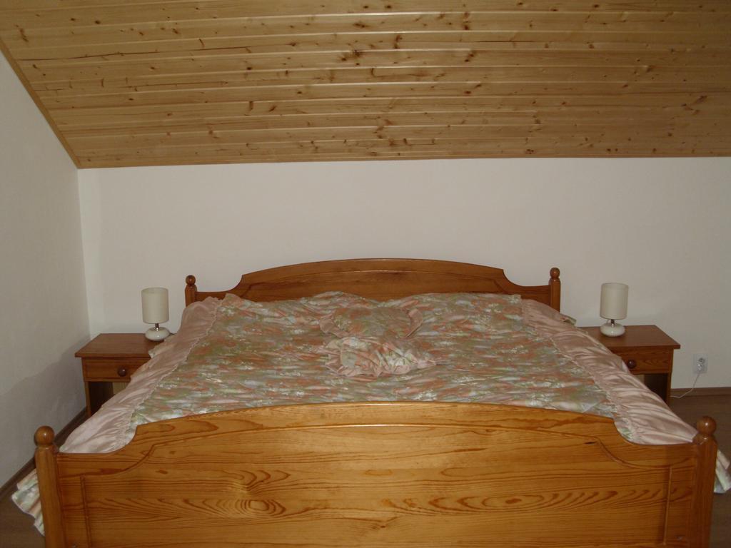 Apartmany Nad Otavou Zvikovske Podhradi Room photo